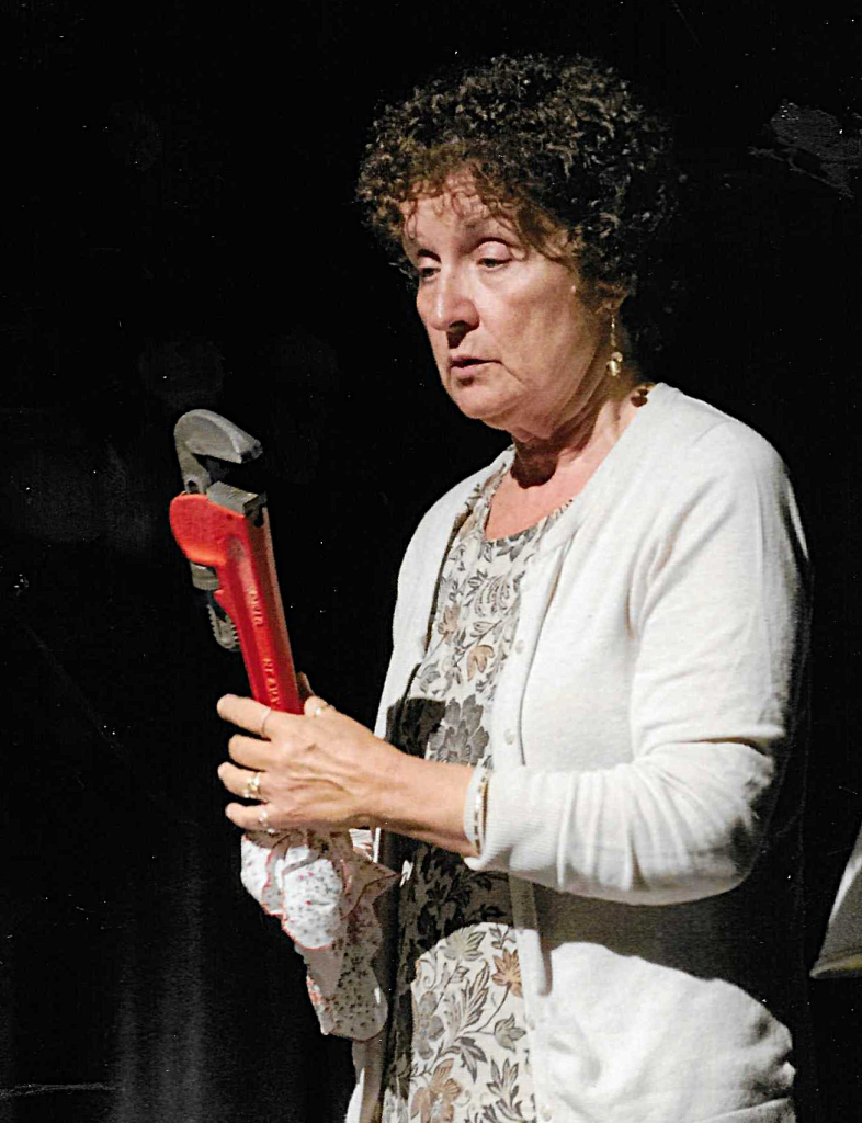 9 tens on 44 actor standing